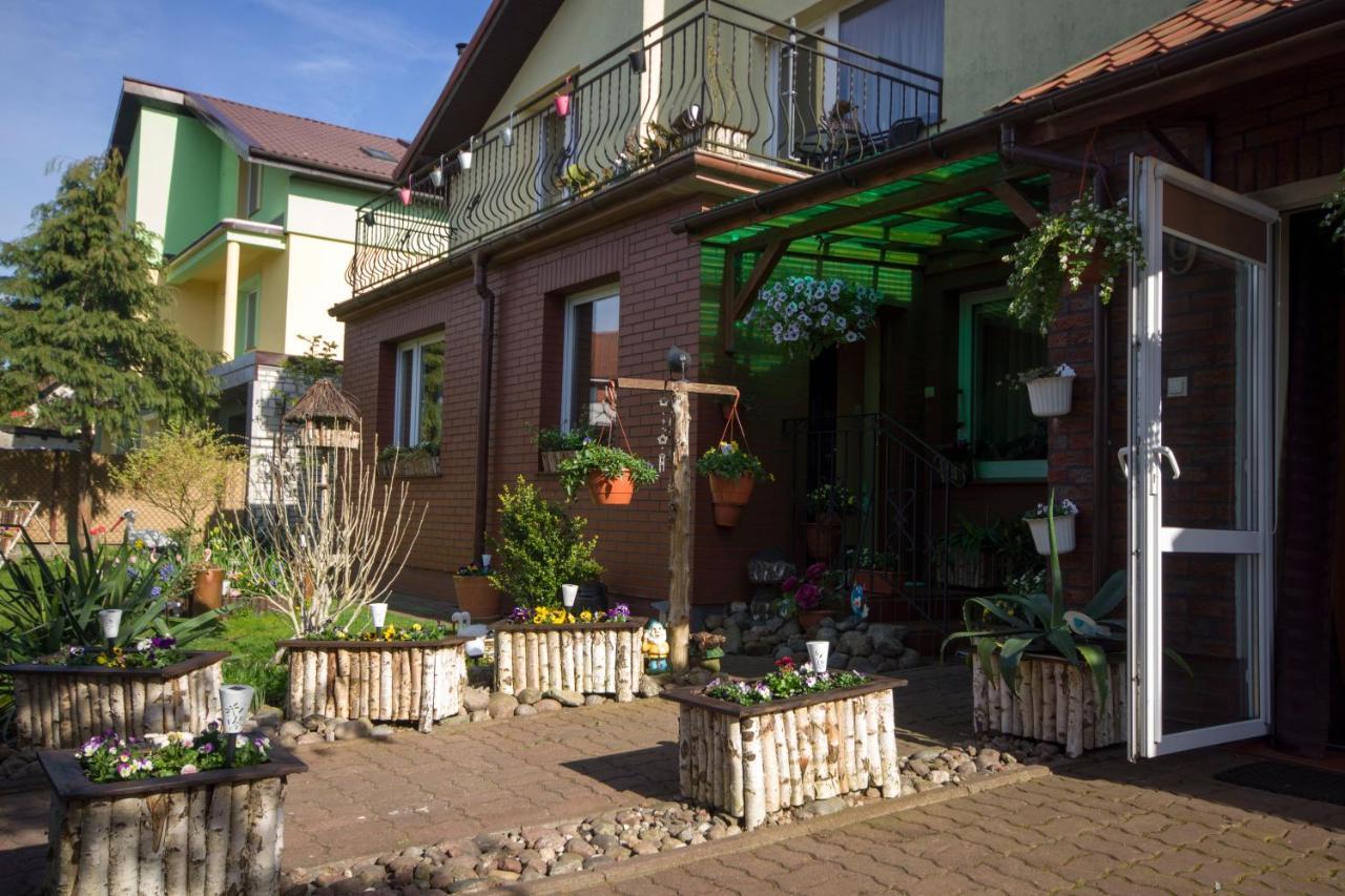 Ogrodek U Eli Apartment โควอบเซก ภายนอก รูปภาพ